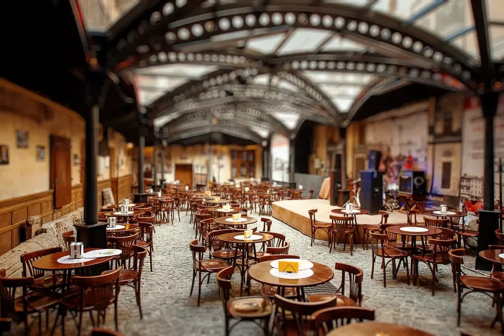 Секретні дворики + сніданок