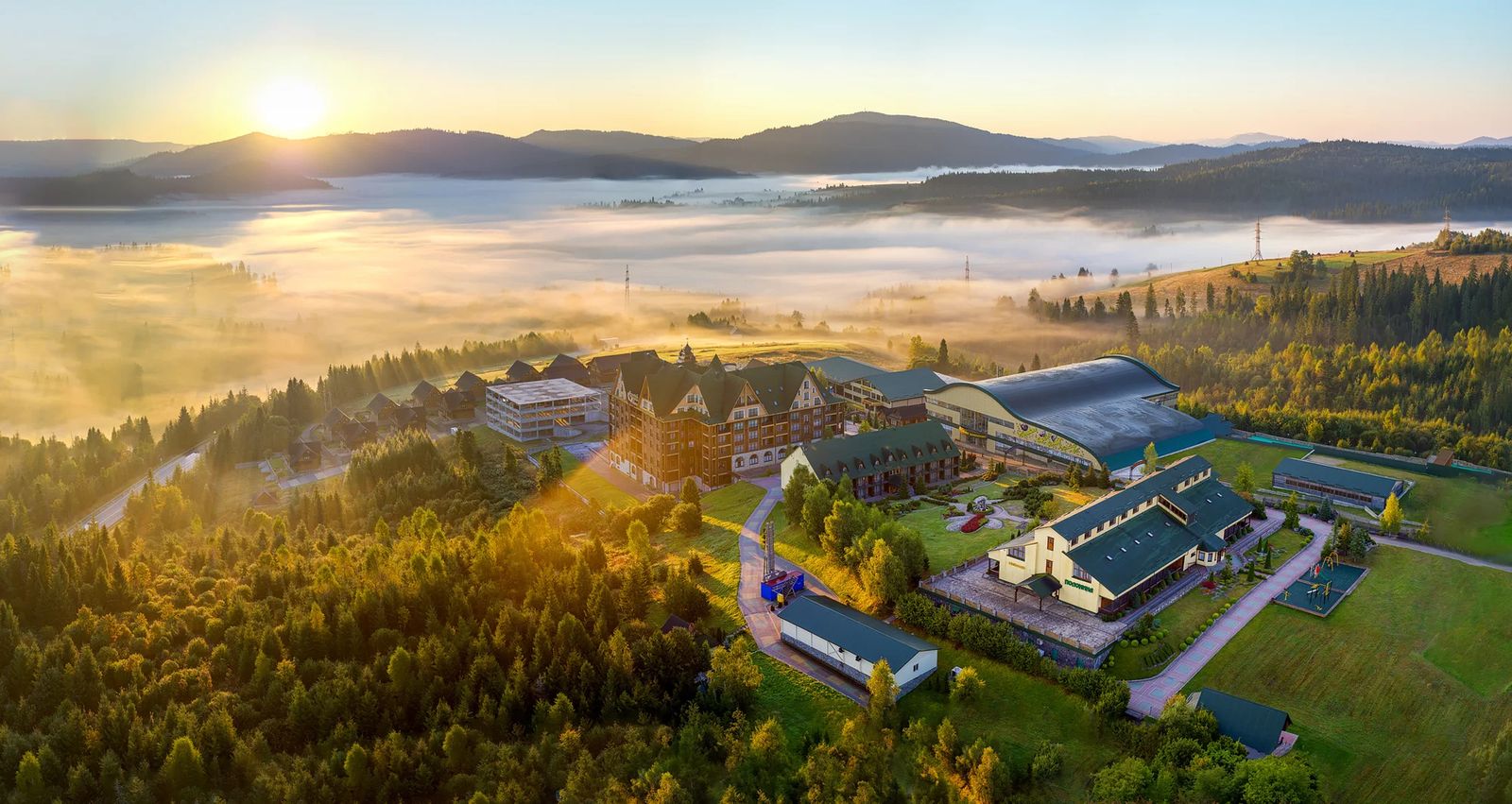 Мальовничі гори