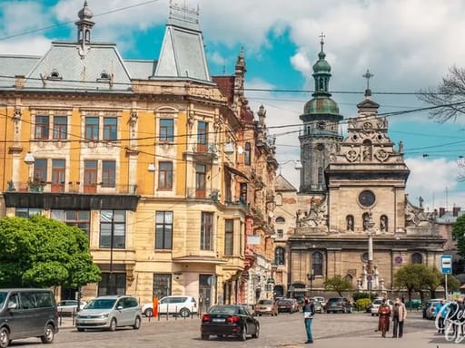 Секретні дворики Львова