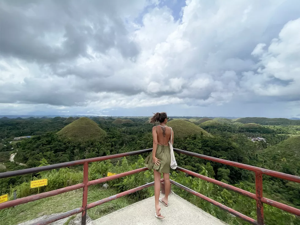 travel program image