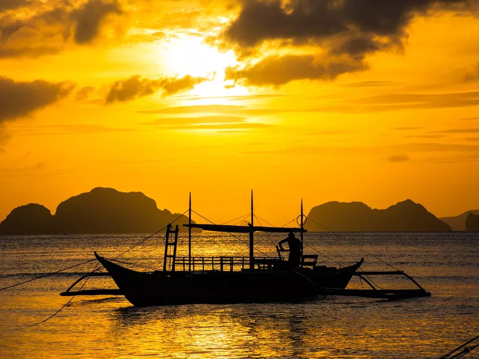 travel program image