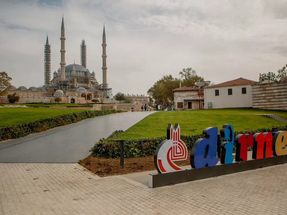 travel program image