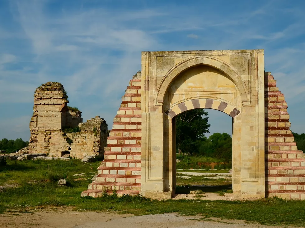 travel program image