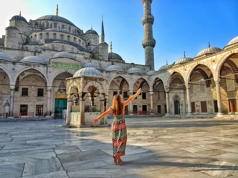 travel program image