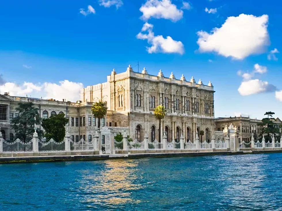 travel program image