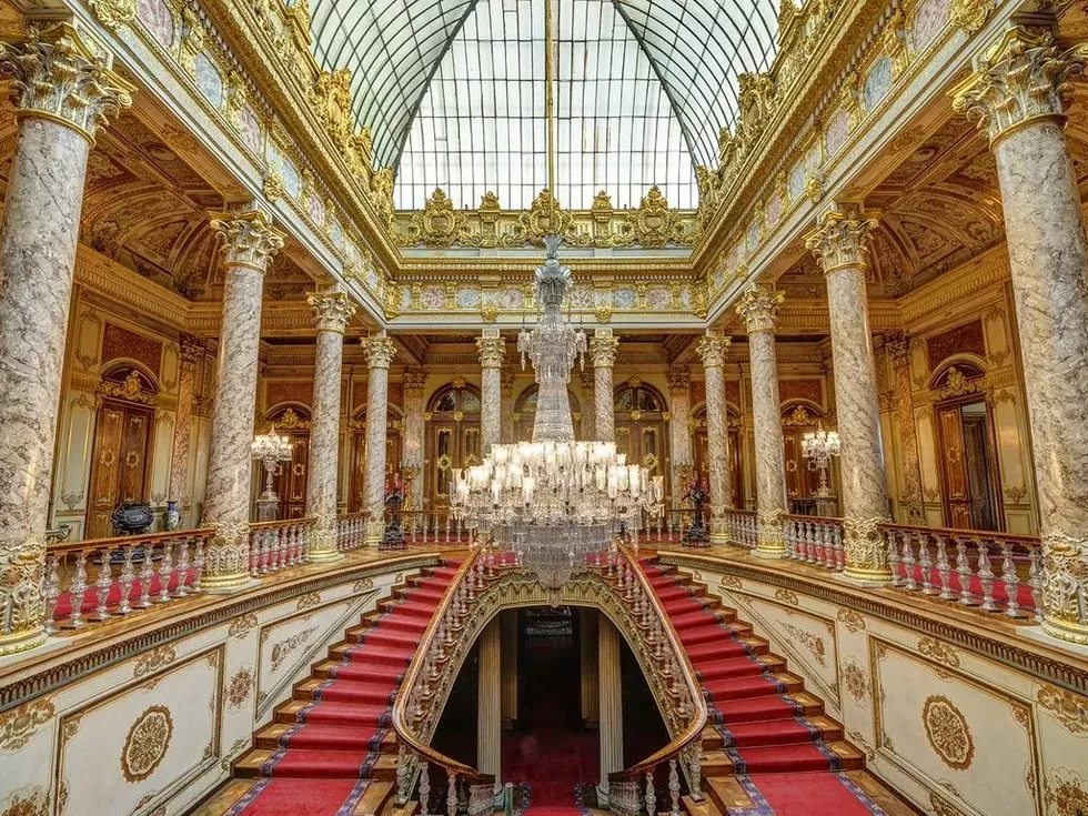 travel program image