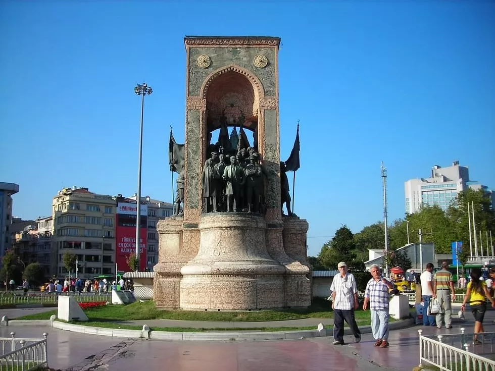 travel program image
