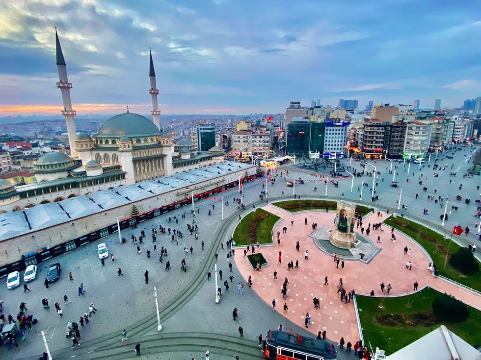 travel program image