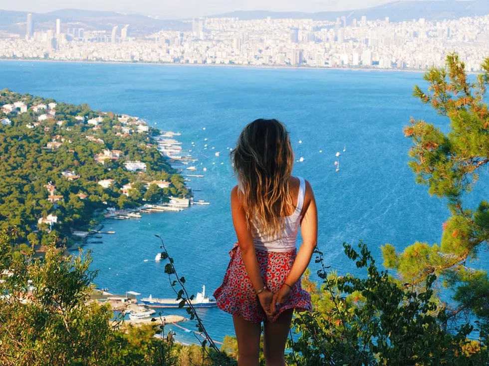 travel program image