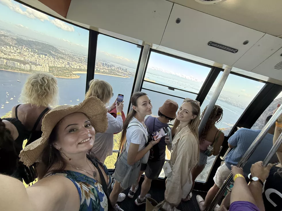 travel program image
