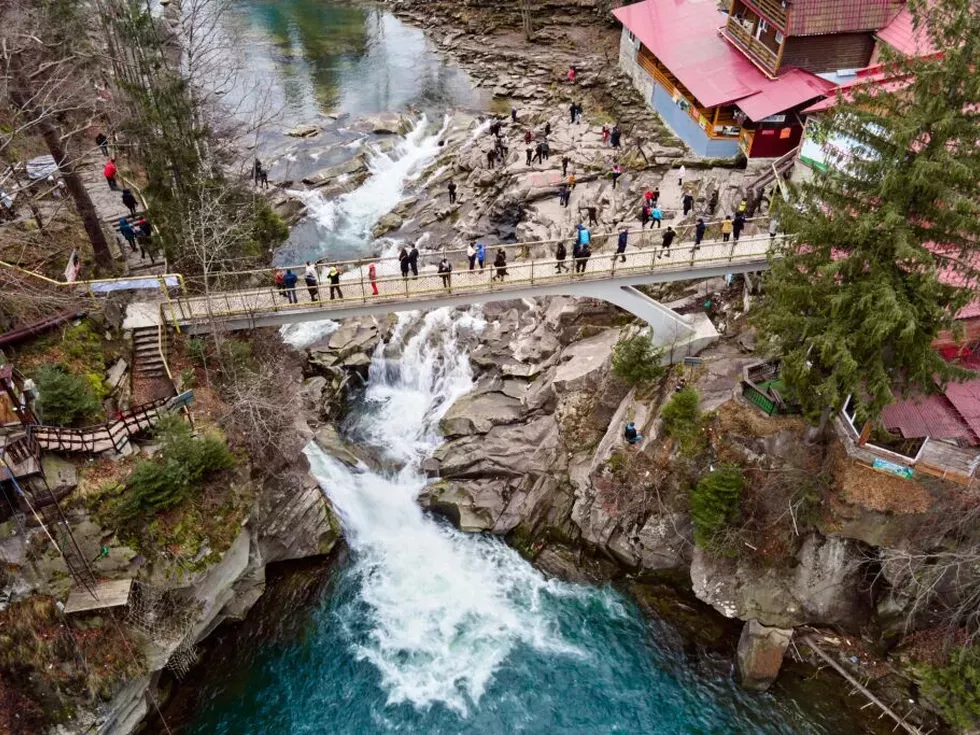 travel program image