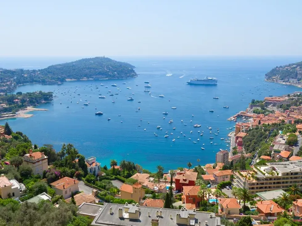travel program image