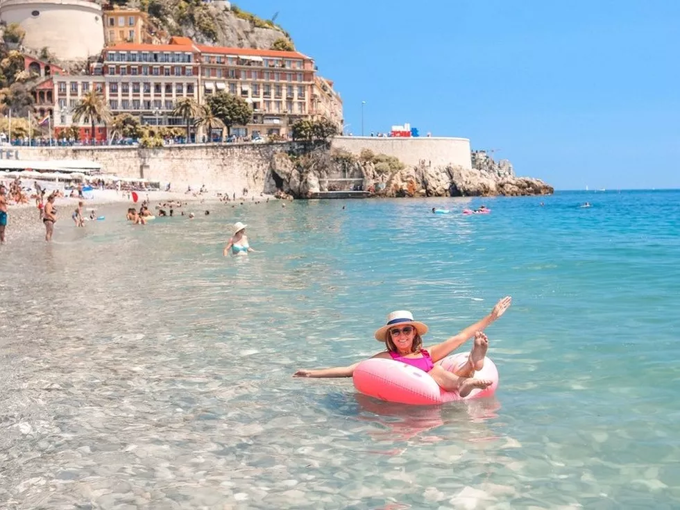 travel program image