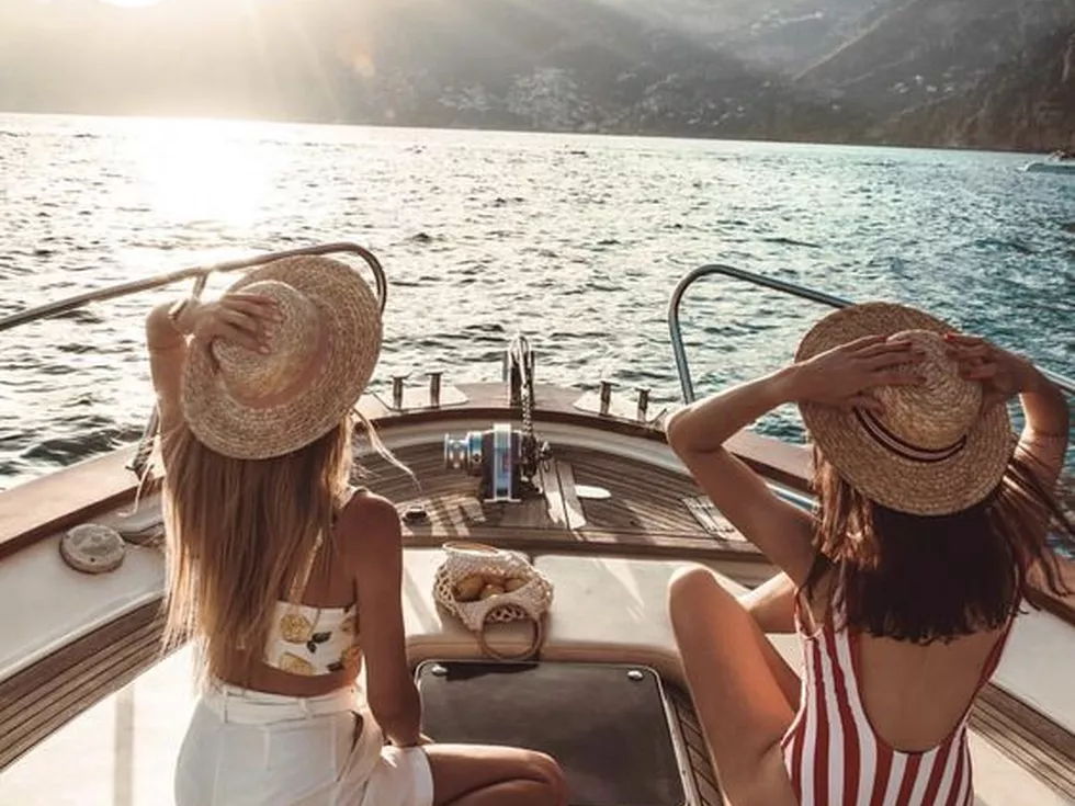 travel program image