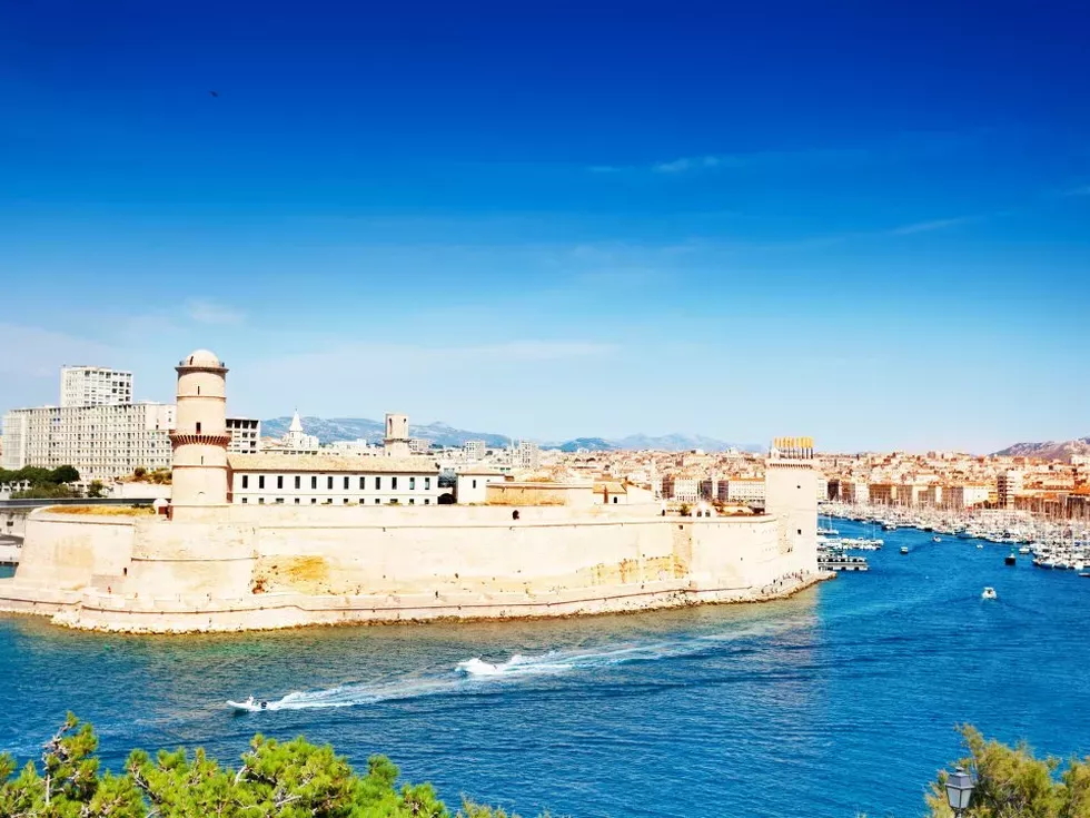 travel program image