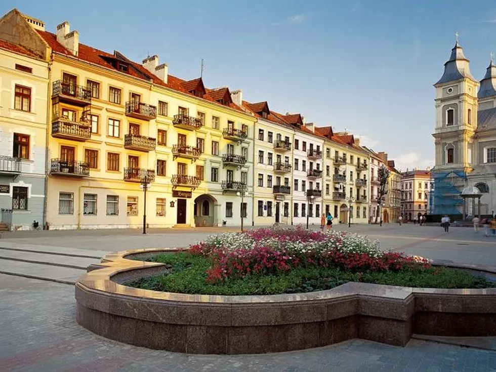 travel program image