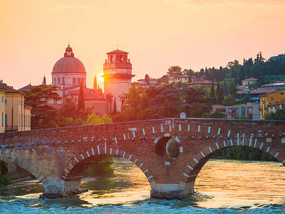 travel program image