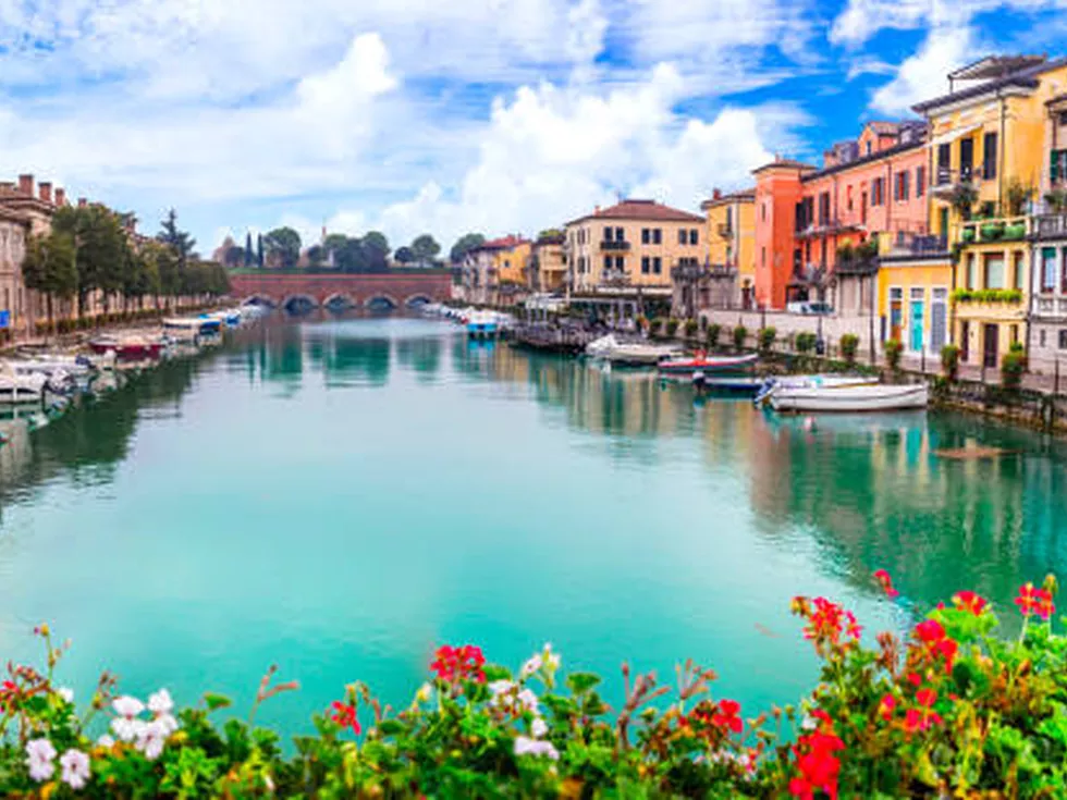 travel program image