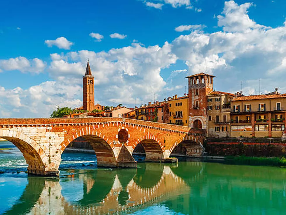 travel program image