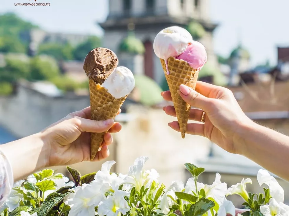 travel program image