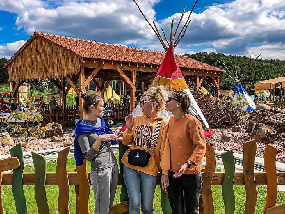 travel program image