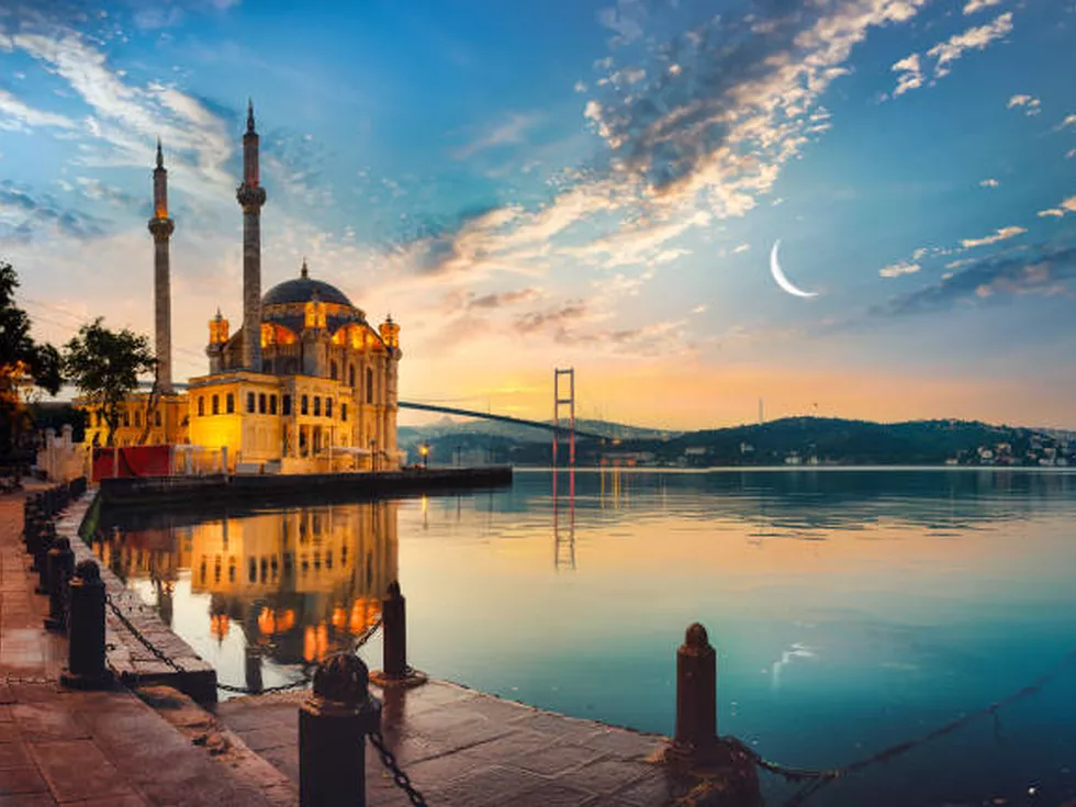 travel program image