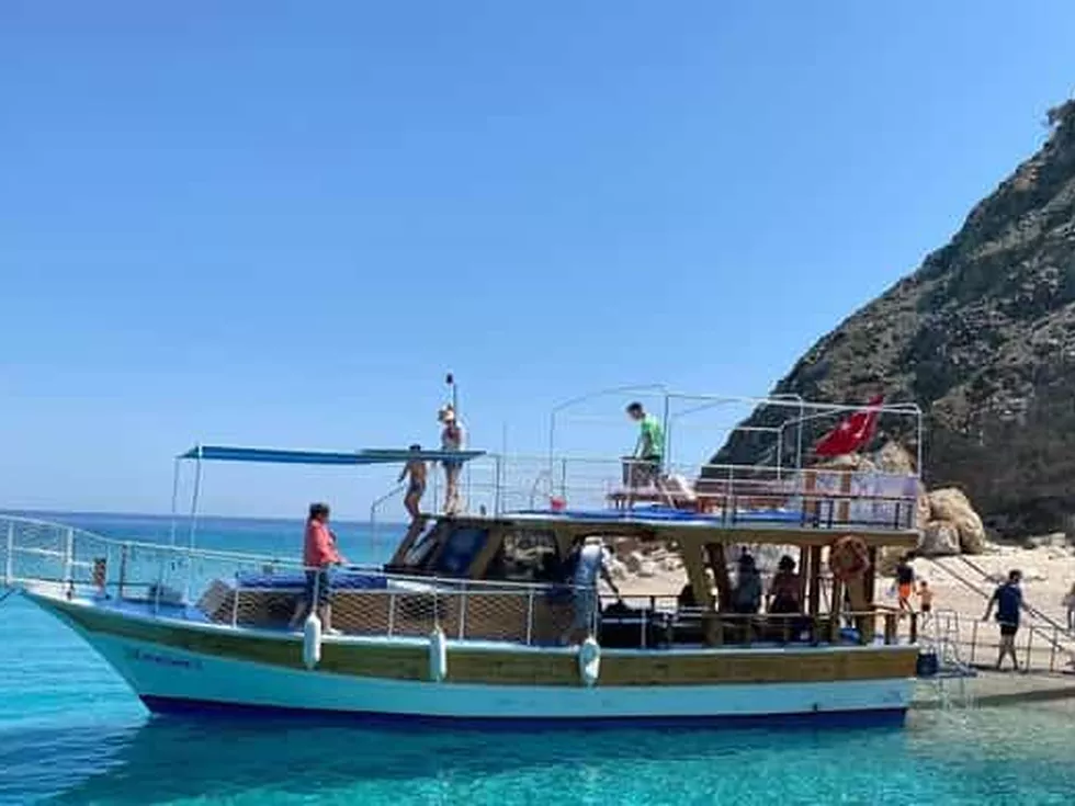 travel program image