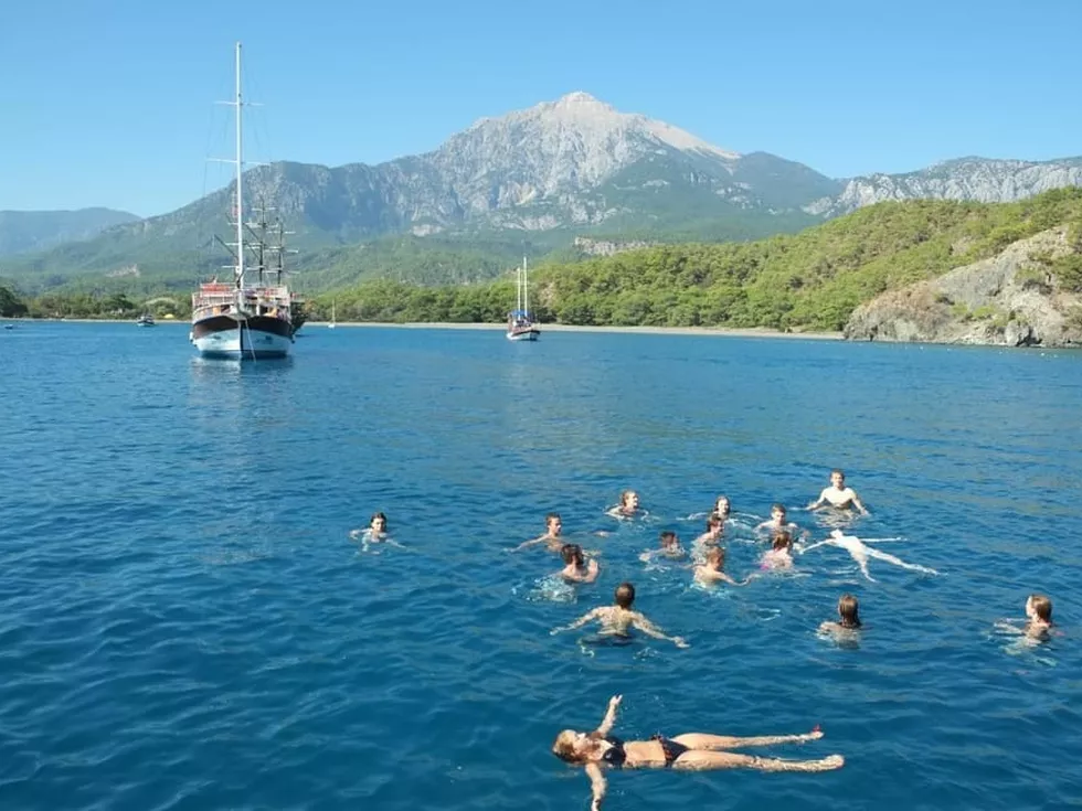 travel program image
