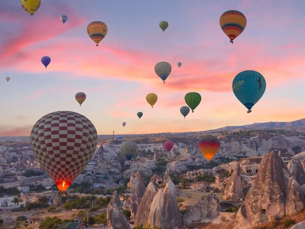 travel program image