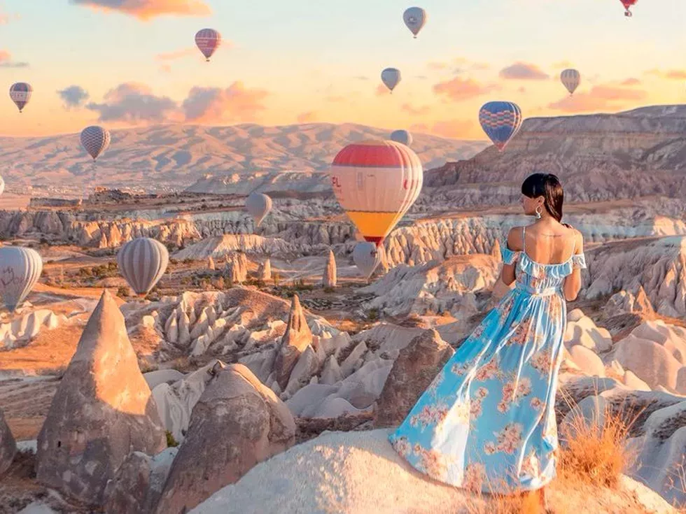 travel program image