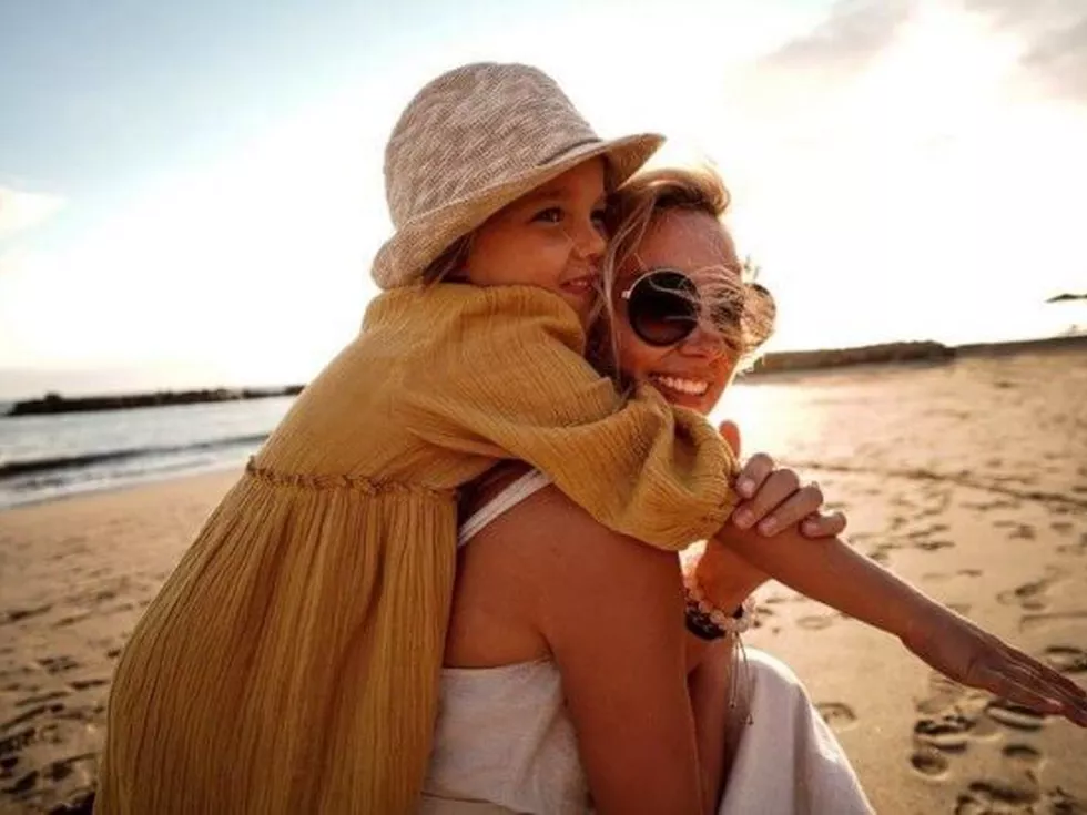 travel program image