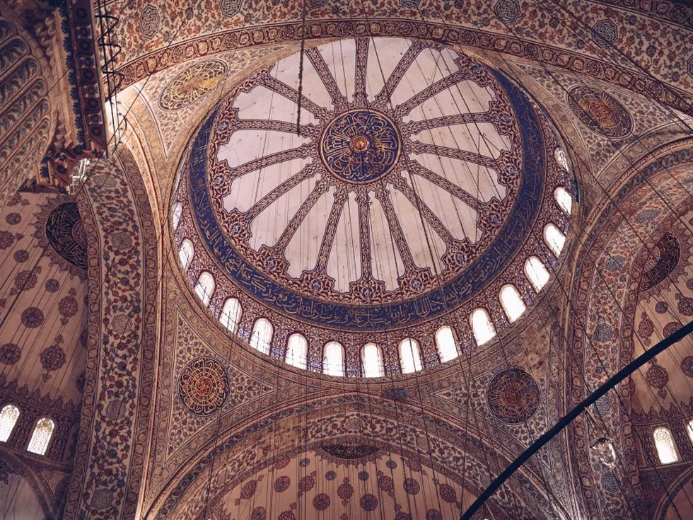 travel program image