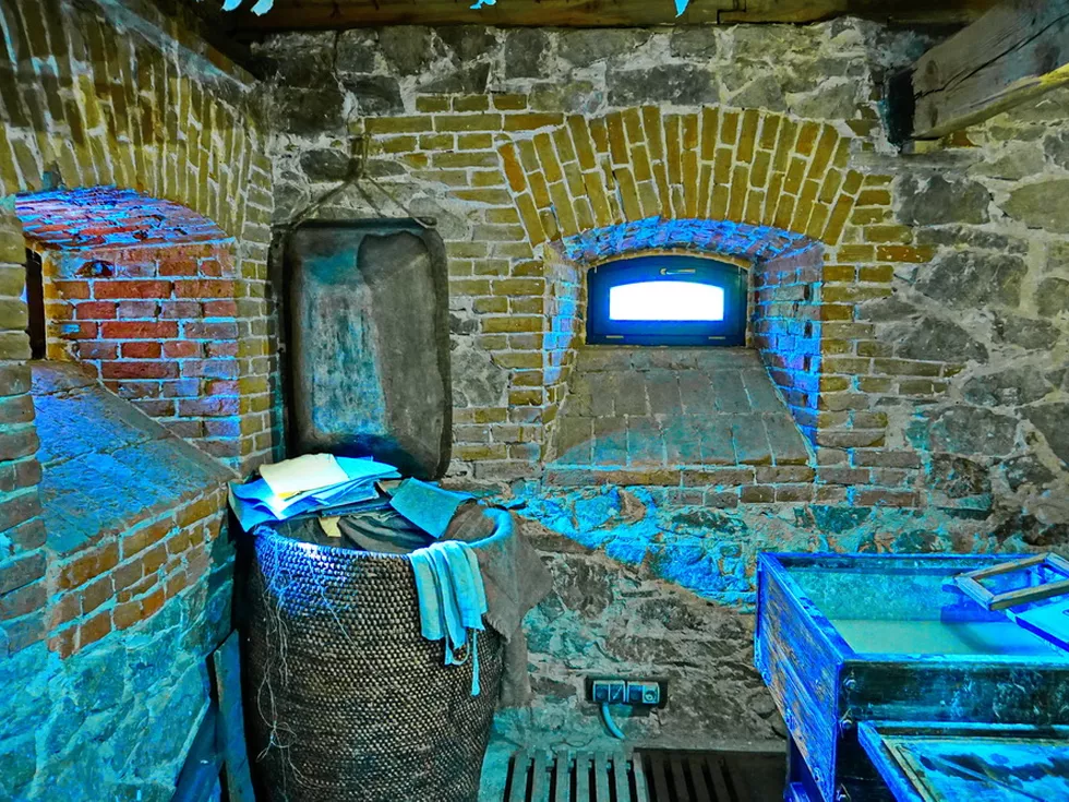 travel program image