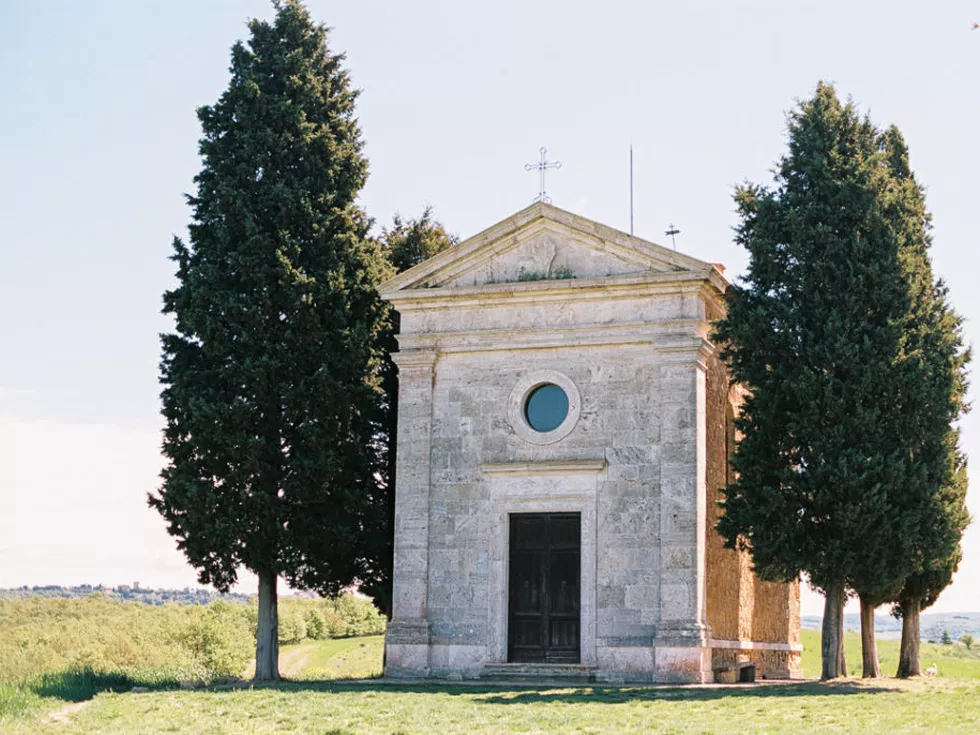 travel program image
