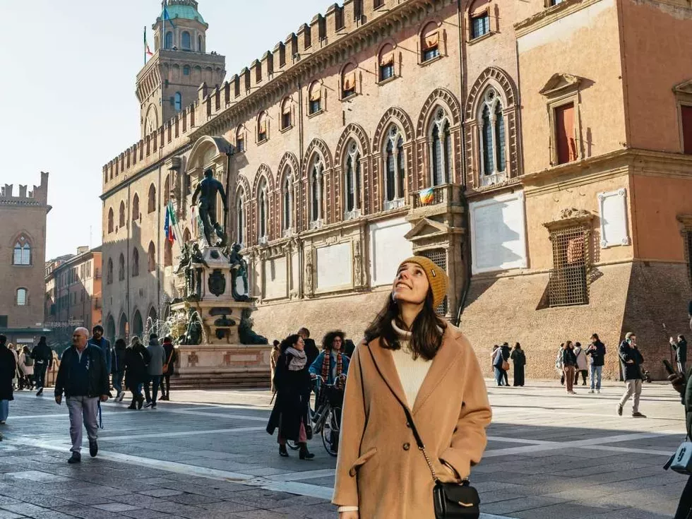 travel program image