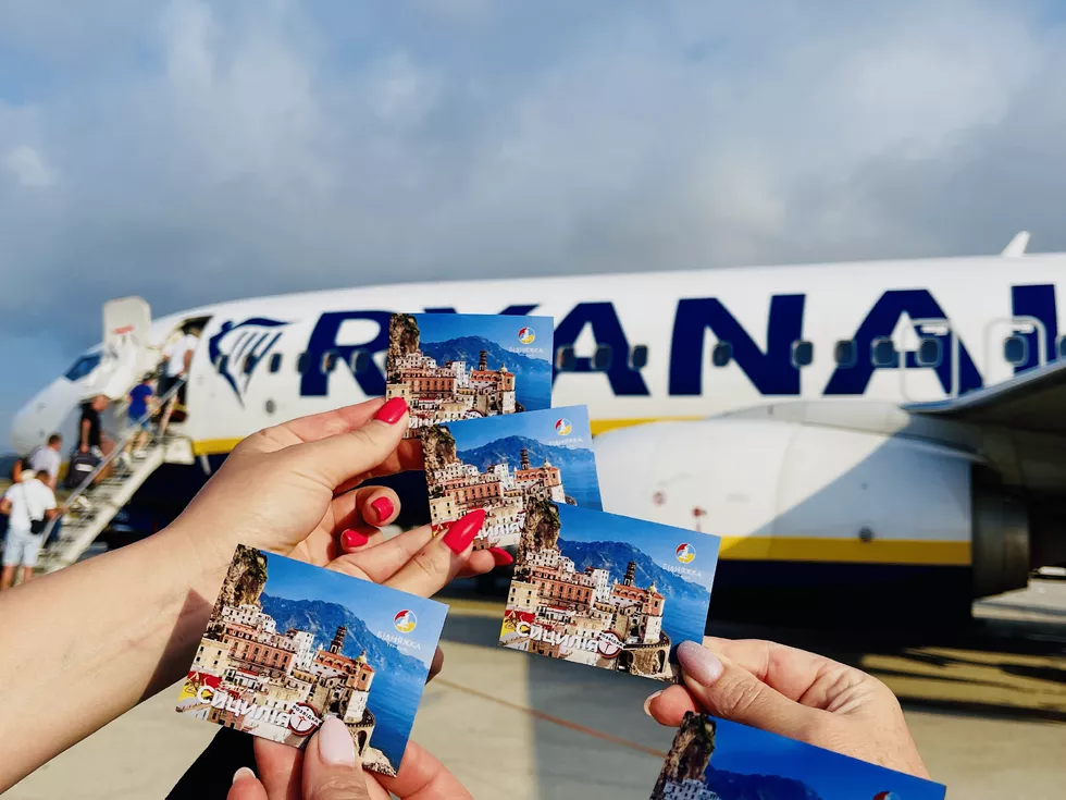travel program image
