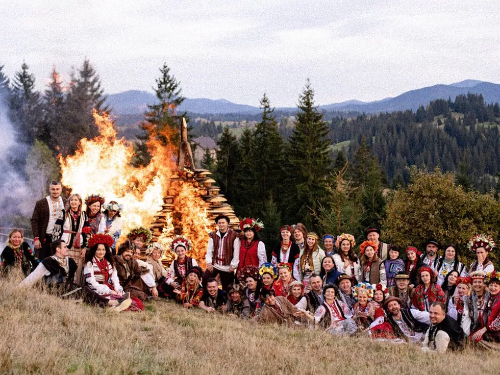 travel program image