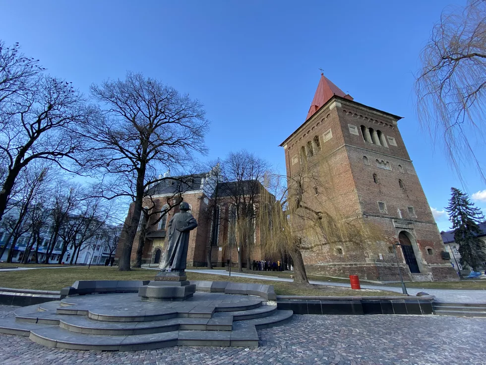 travel program image