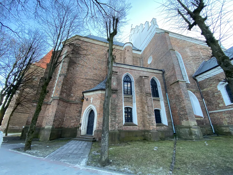 travel program image