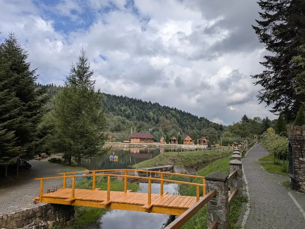 travel program image