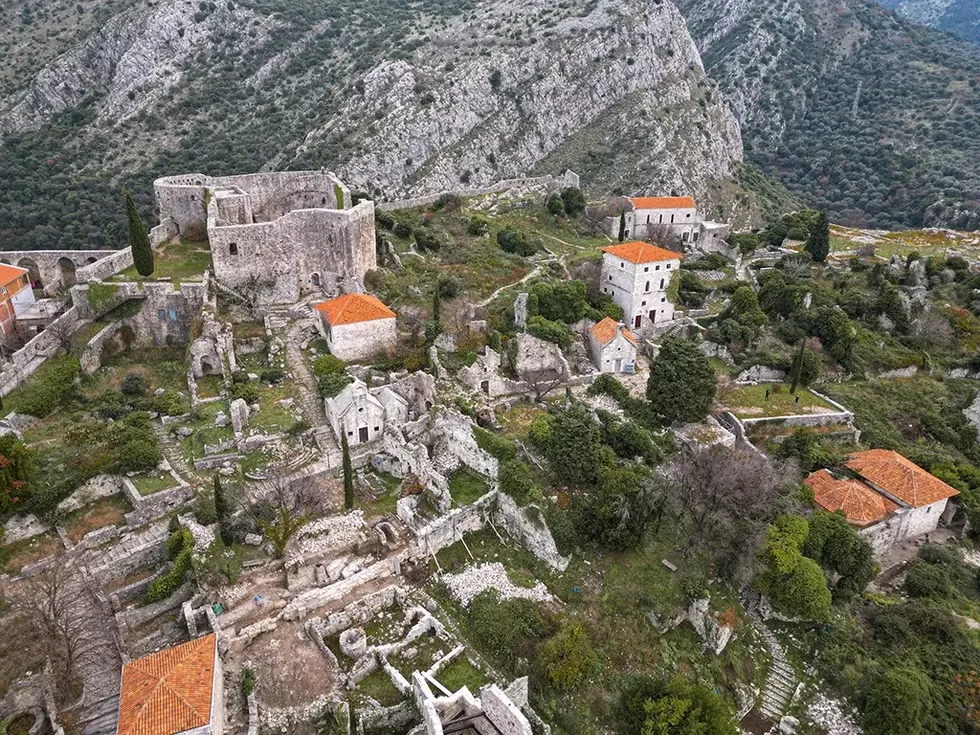 travel program image