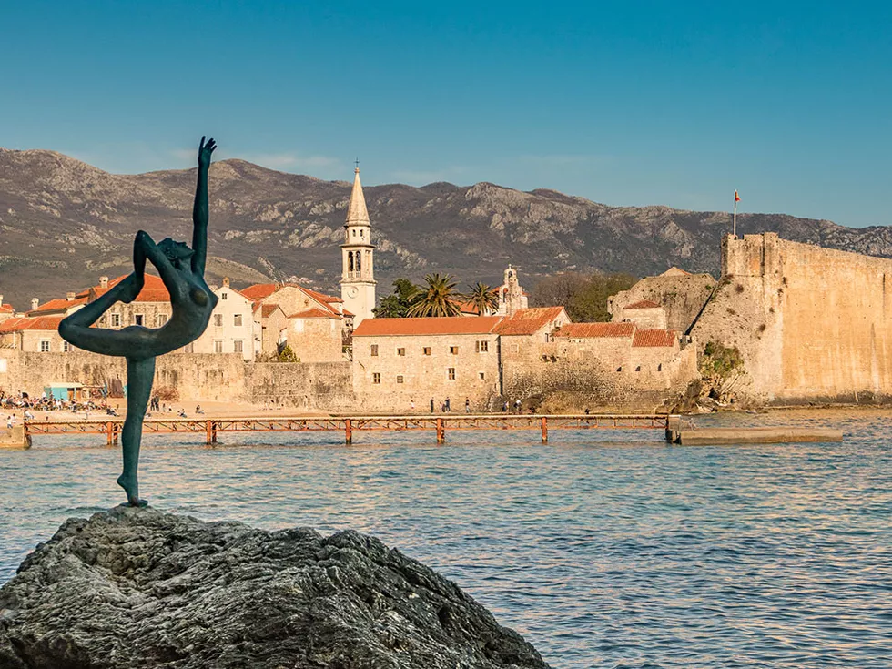 travel program image