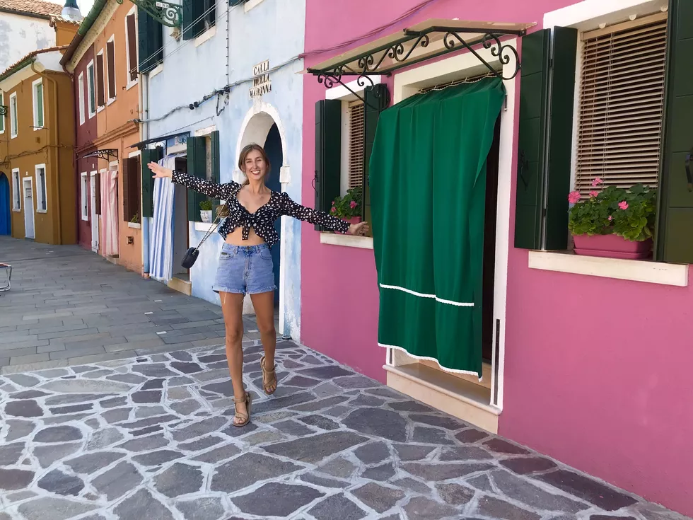 travel program image