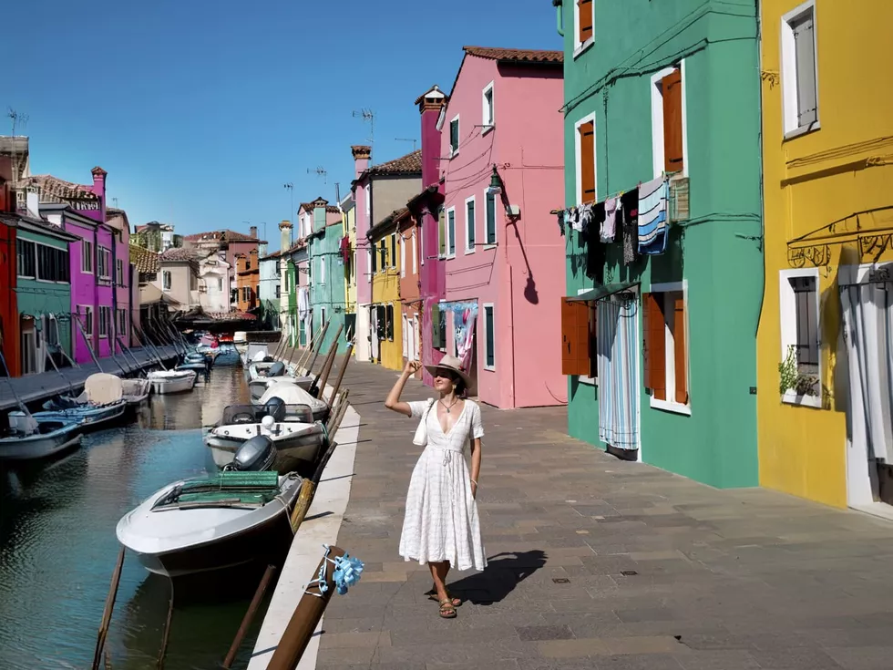 travel program image