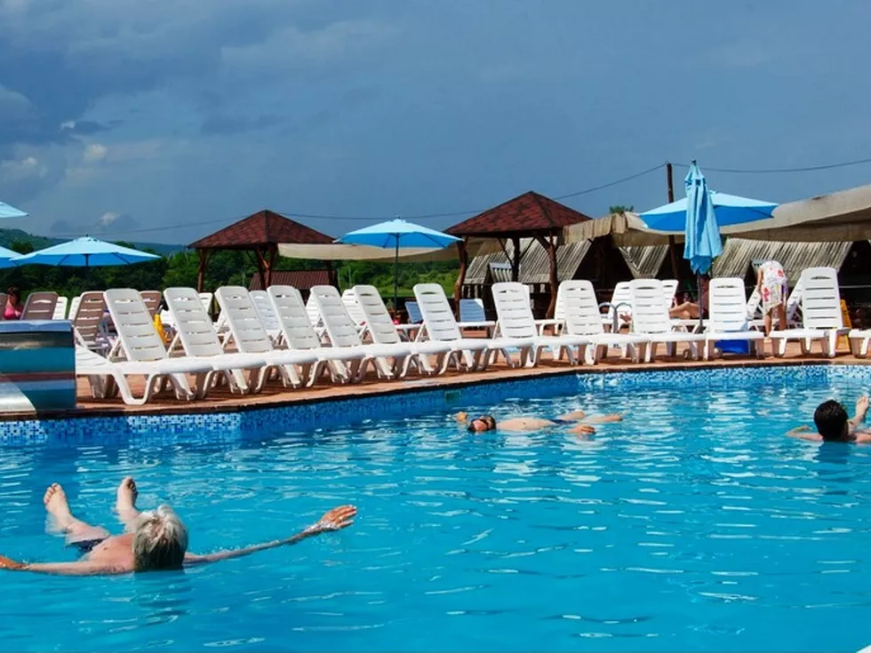 travel program image