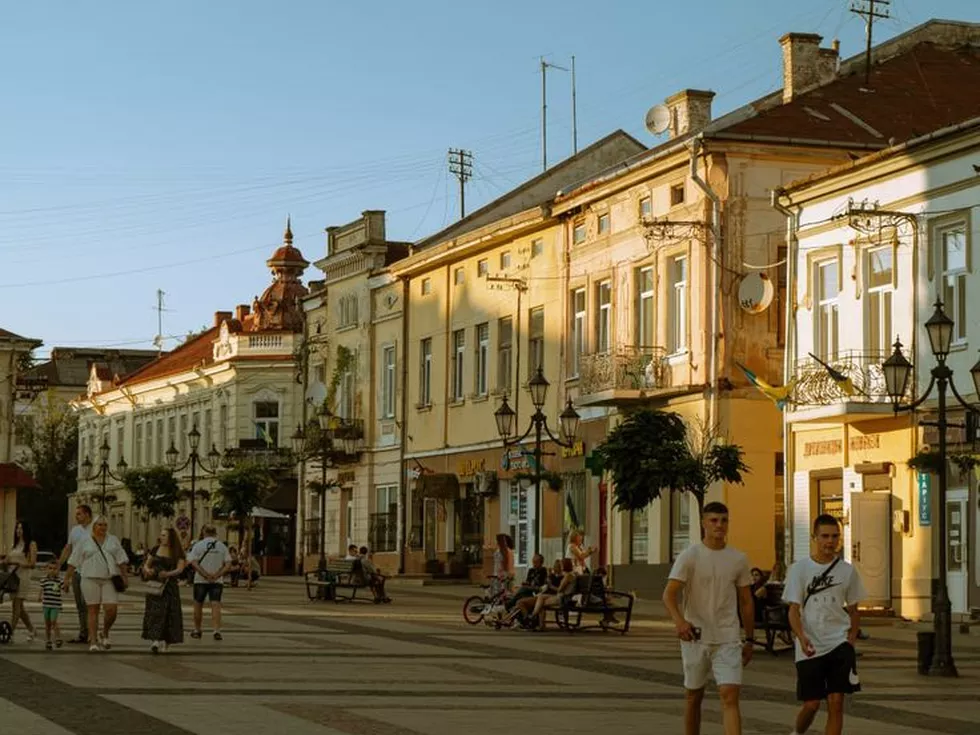 travel program image