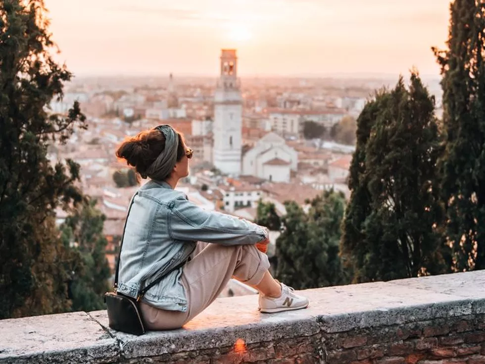 travel program image