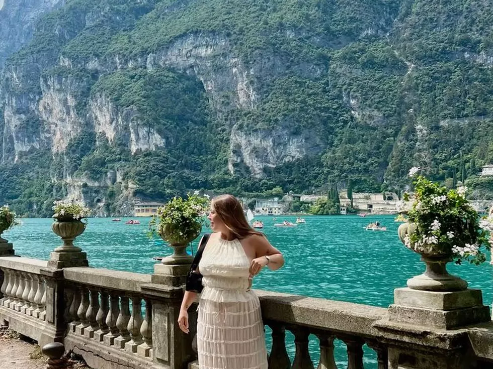travel program image
