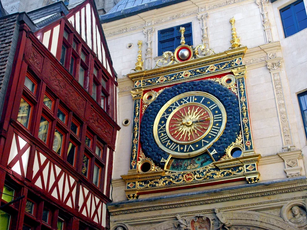 travel program image