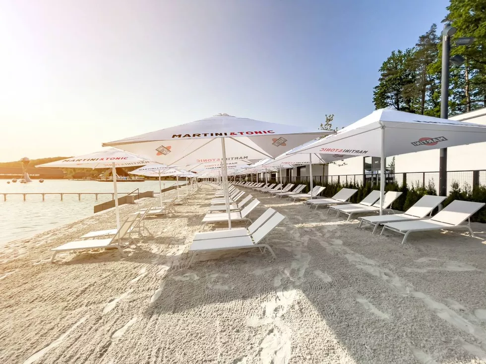 travel program image